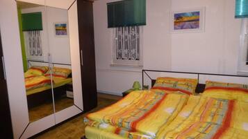 Apartment | 2 bedrooms, free WiFi