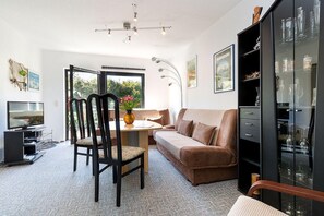 Appartement | Salle de séjour | Téléviseur