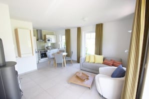 Apartment | Wohnzimmer | Fernseher