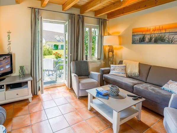 Ferienhaus | Wohnzimmer | Fernseher