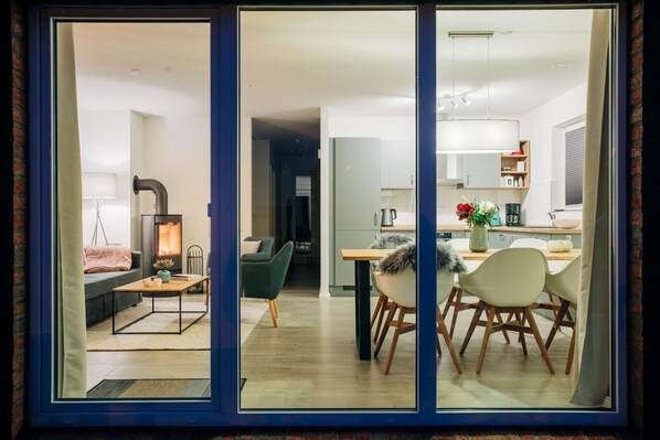 Ferienhaus | Eigene Küche | Kühlschrank, Herdplatte, Geschirrspüler