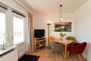 公寓 (Wohnung Luv) | 外观