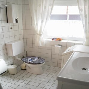 Apartment | Badezimmer