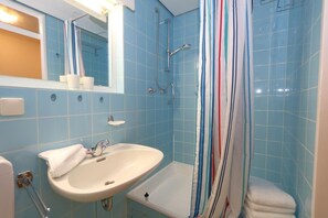 Apartment | Badezimmer