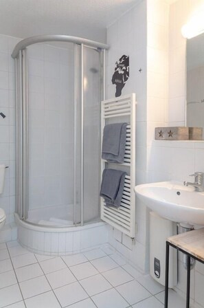 Apartment | Badezimmer