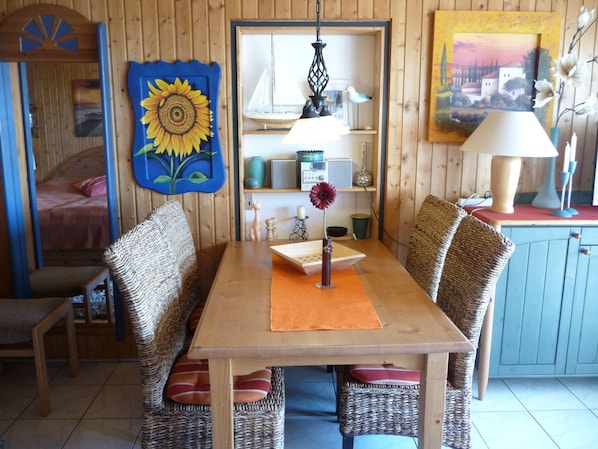 Apartment (BTSD58002 - FeWo Stranddistel III) | Eigene Küche | Kühlschrank