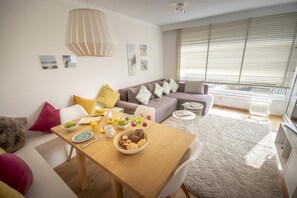 Apartment | Wohnzimmer | Fernseher