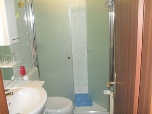 Apartemen | Kamar mandi