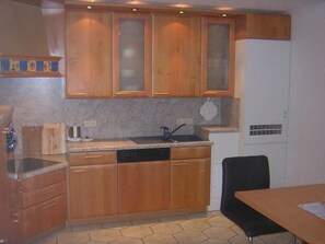 Private kitchen | Fridge, highchair