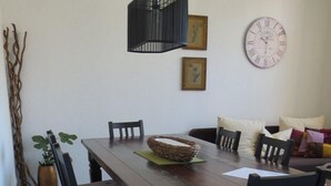 Apartment | Private kitchen | Stovetop, dishwasher