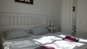 Apartment | 2 bedrooms, WiFi (free)