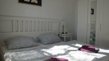 Apartment | 2 bedrooms, free WiFi