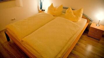 Apartment (Ferienwohnung "Ginkgo" Dresden) | 1 Schlafzimmer