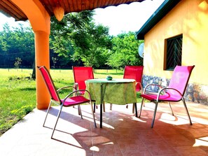 Exterior - Rodi (Mikebuda)