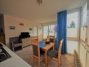 Apartment (Appartmentresidenz - HAN/618) | Wohnzimmer | Fernseher