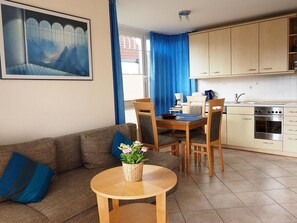 Apartment (Appartmentresidenz - HAN/618) | Wohnzimmer | Fernseher