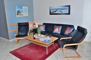 Apartment (Berliner Hof - HOF/305) | Wohnzimmer | Fernseher