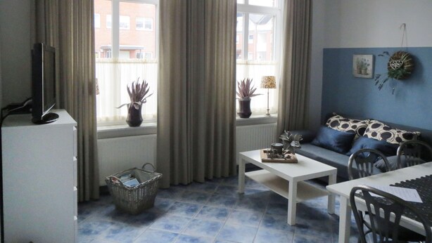 TV - Kinderfreundliche Ferienwohnung Lavendel im Nordseebad Burhave - Butjadingen / 2 Schlafzimmer (Butjadingen)