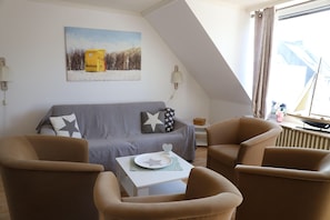 Apartment | Wohnzimmer | Fernseher