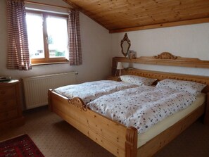 Apartment | Free WiFi - Ferienwohnungen Wimschneider, Fewo 2 (Bad Wiessee)