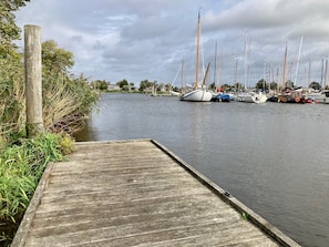Marina - 4pers - House w Sauna, Winter Garden & Fishing Pier in Front of the Lauwersmeer (Anjum)