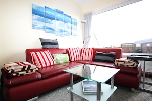 Apartment | Wohnzimmer | Fernseher