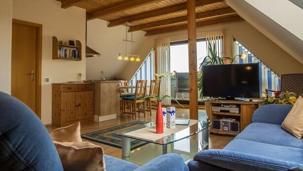TV - Ferienwohnung Dienst am Steinhuder Meer 2 (Hagenburg)