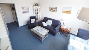 Apartment | Living room | TV, DVD player - Appartement 109 (Sylt)