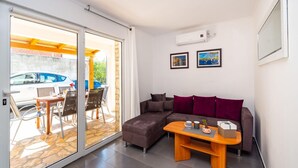 Apartment (Apartment Maia Lena A1) | Living room - Apartment Maia Lena A1 (Jasenice)
