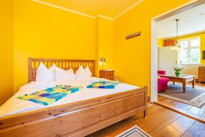 Lejlighed | 2 soveværelser, individuel indretning, strygejern/strygebræt