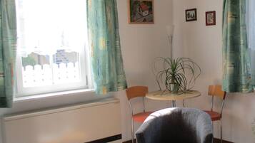 Apartment (Ferienwohnung Familie Köditz) | Wohnzimmer