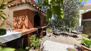 Departamento (Gržetić Anica) | Exterior