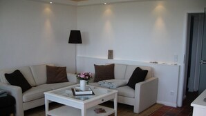 Apartment | Living room | TV - Ferienwohnung Sönshörn 26, Wohnung 5 (Sylt)