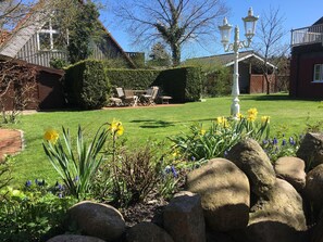 المنطقة المحيطة بالمنشأة