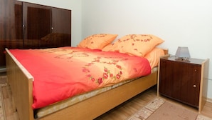 Apartment | 1 bedroom - Preisgünstige Ferienwohnung in Bergen auf Rügen in Zentraler Ruhiger Lage (Bergen auf Ruegen)