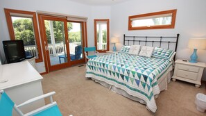 6 bedrooms, iron/ironing board, free WiFi, bed sheets