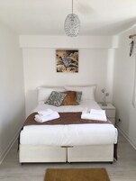 2 habitaciones, tabla de planchar con plancha y wifi gratis 