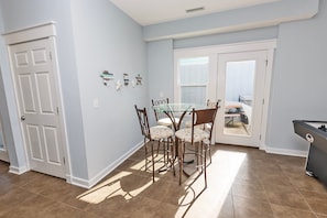 Dining - Moms Dream- Oceanside, Comm Pool, Hot Tub, Yard, CB10, Dads Mercedes (Corolla)