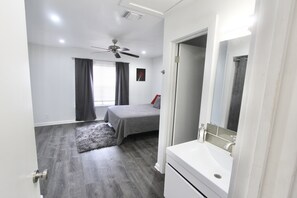 2 bedrooms, iron/ironing board, WiFi, bed sheets