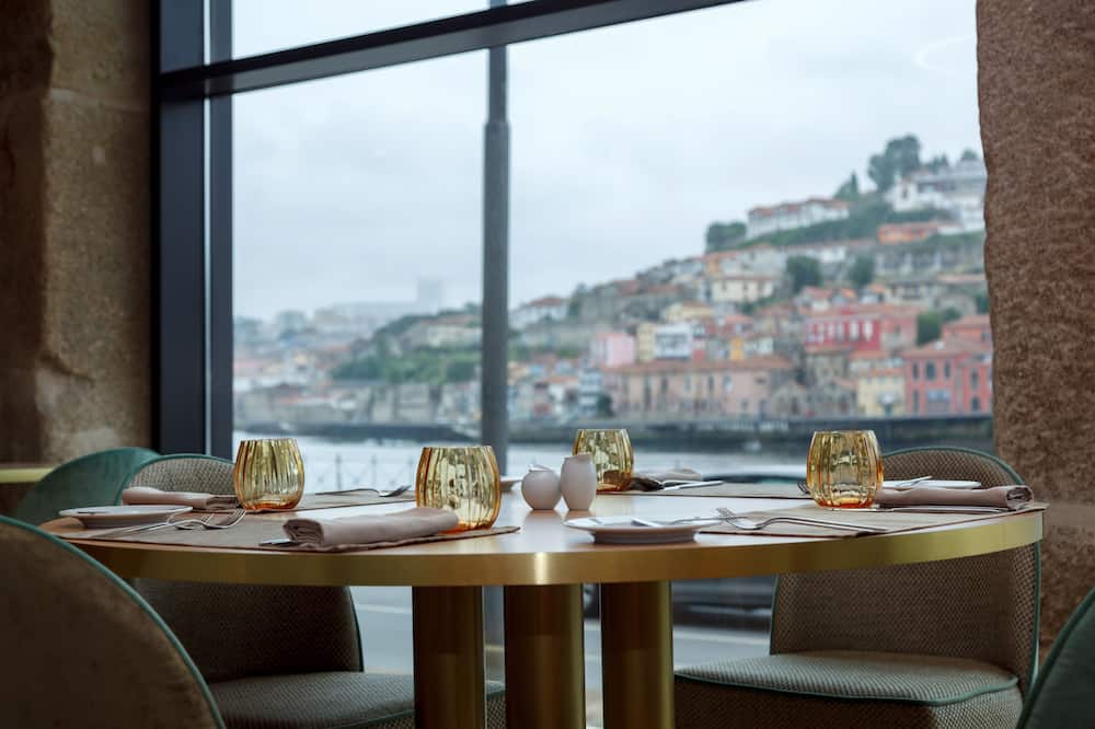 Neya Porto Hotel