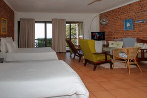 开间 | 起居区 | 32-英寸液晶电视 （配备卫星频道）、电视