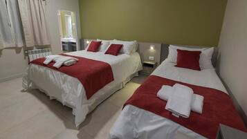 Superior Triple Room | Free WiFi, bed sheets