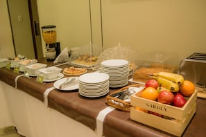 Petit déjeuner buffet