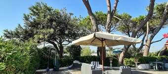 Entspannen Sie sich, Apartment im Grünen, in der Nähe des Golfs von Gaeta