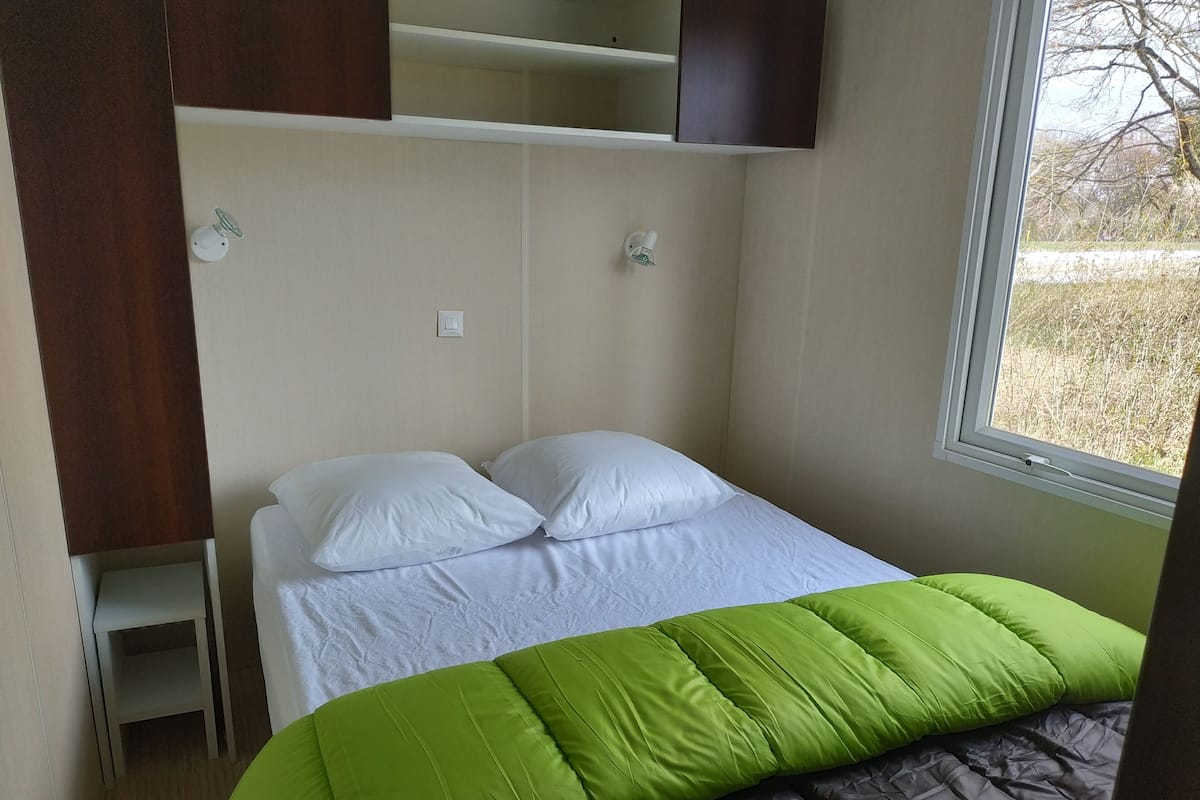 3 kamar tidur dan didekorasi berbeda-beda