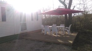 Terrace/patio - Camping du Pont Vert (Epinac)