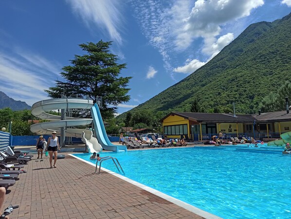 Piscine extérieure