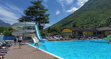 Bungalow Seaesta Blue No 102C