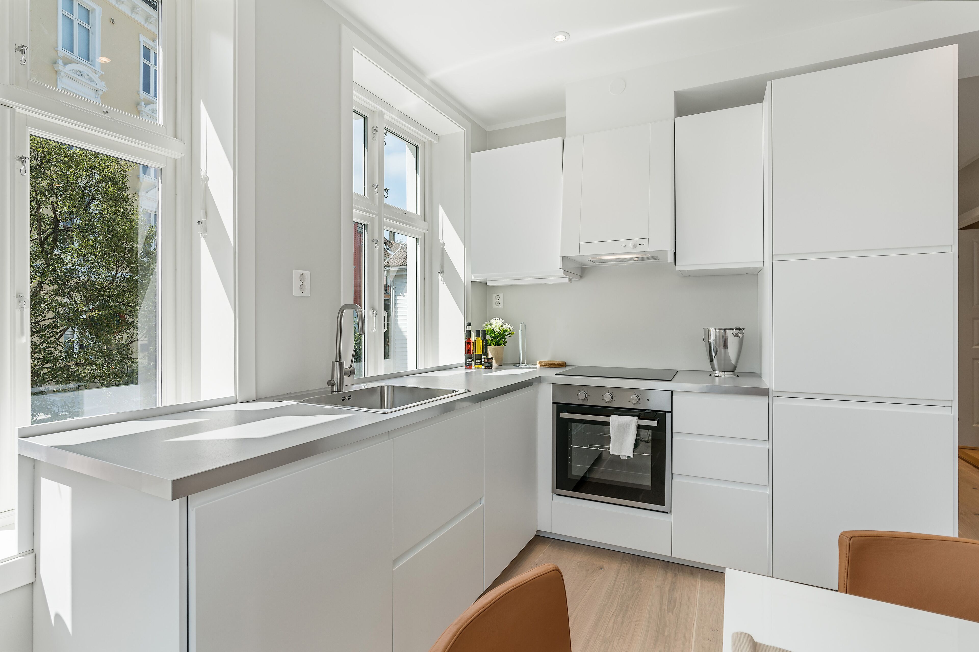 3 bedroom apartment, 1st floor | Eget kjøkken | Kjøleskap, ovn, kokeplater og oppvaskmaskin