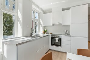 3 bedroom apartment, 1st floor | Cocina privada | Frigorífico, horno, placa de cocina y lavavajillas